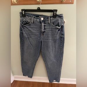 So high rise mom jeans